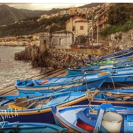 Couette-café Al Quindici Scilla